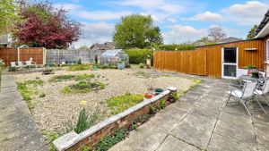 Photo 11- click for photo gallery